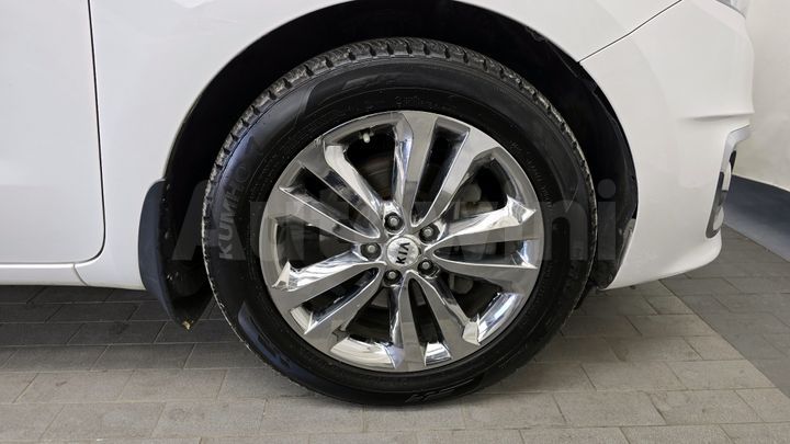 Kia Carnival 2017 — 5