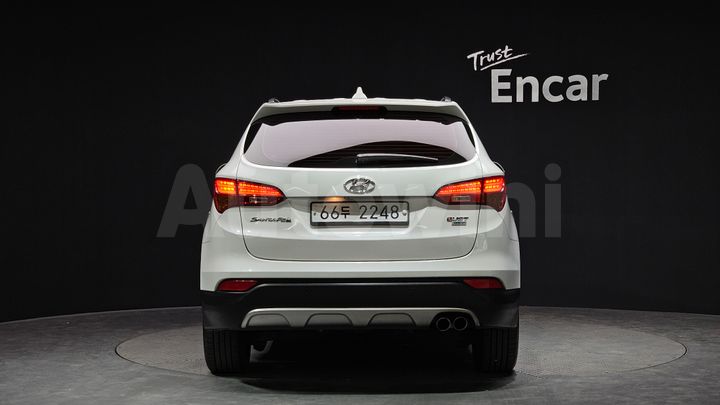 Hyundai SantaFe 2015 — 4