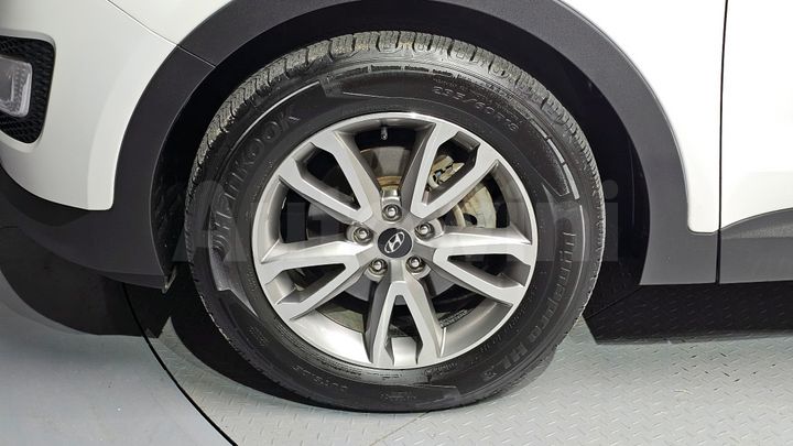 Hyundai SantaFe 2015 — 5