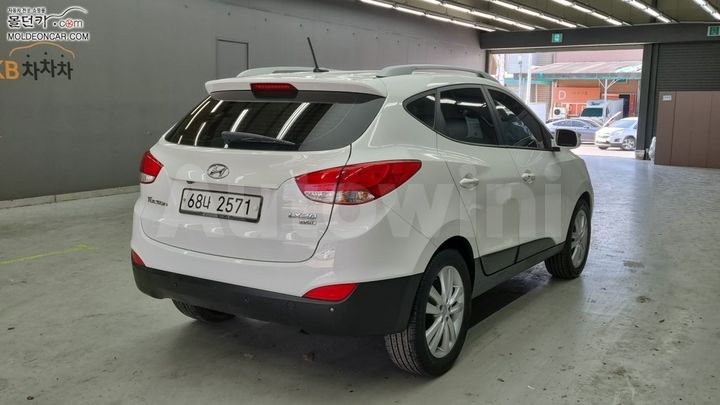 Hyundai Tucson 2013 — 2