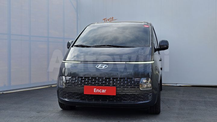 Hyundai Staria 2023 — 3