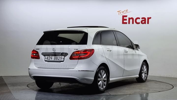 Mercedes Benz B Class