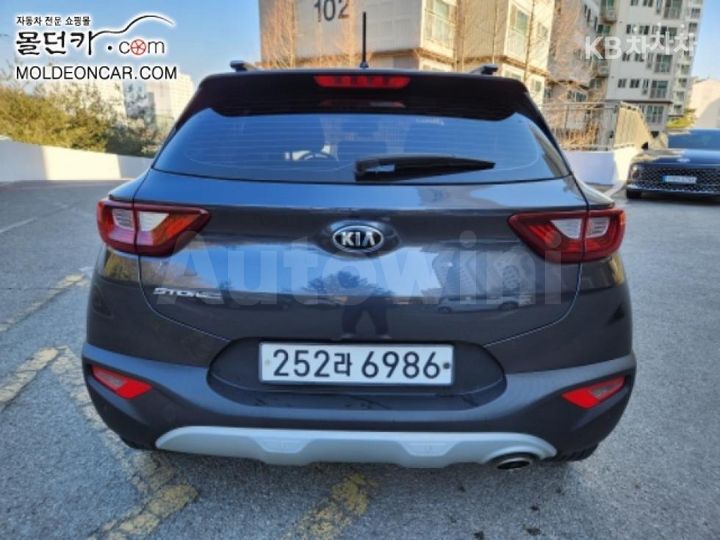 Kia Stonic 2020 — 4