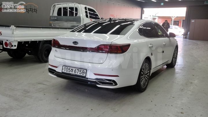 Kia K7 2020 — 2