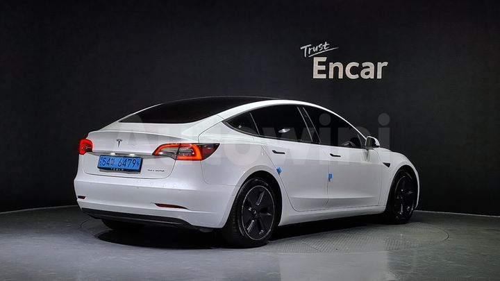 Tesla Model 3 2021 — 2
