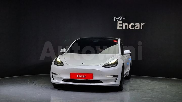 Tesla Model 3 2021 — 3