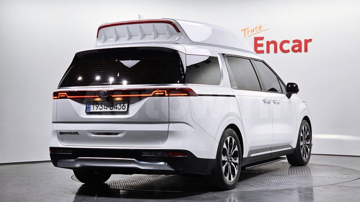 Kia Carnival 2021 — 2