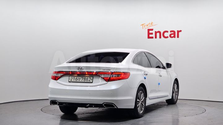 Hyundai Grandeur 2015 — 2