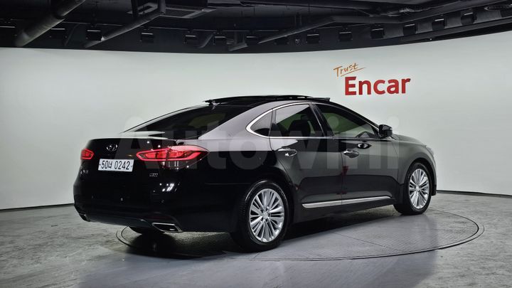 Hyundai Aslan 2016 — 2