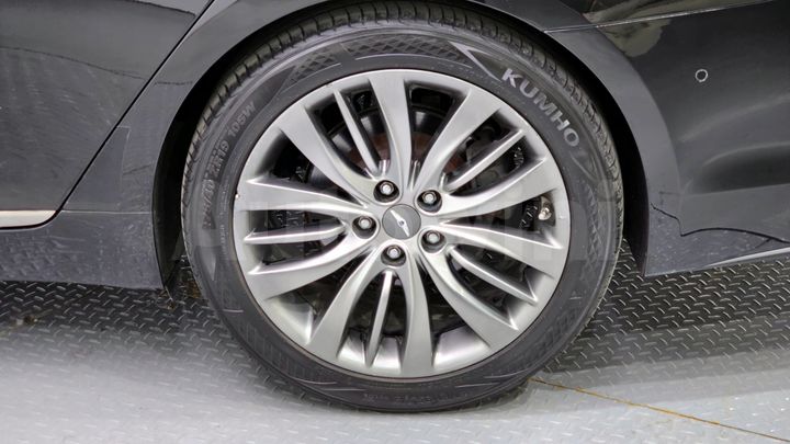 Hyundai Genesis 2015 — 5