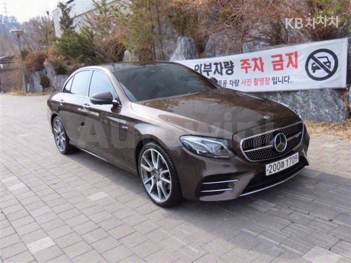 Mercedes-Benz E Class 2018 — 2
