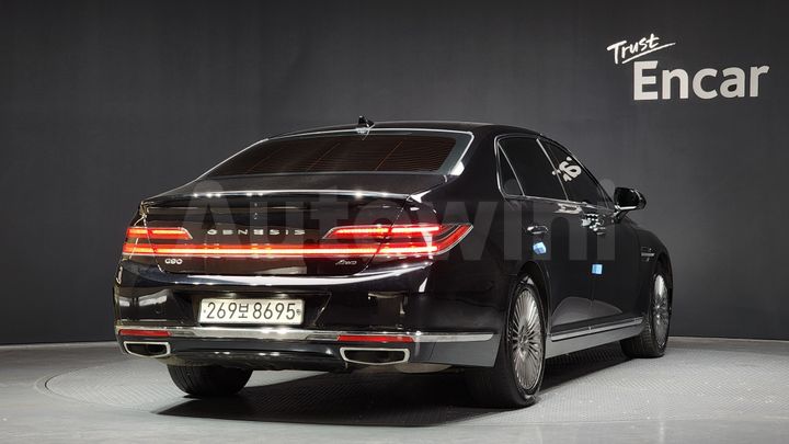 Genesis G90 2021 — 2
