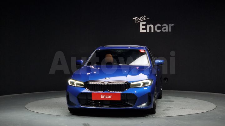 BMW 3 Series 2023 — 3