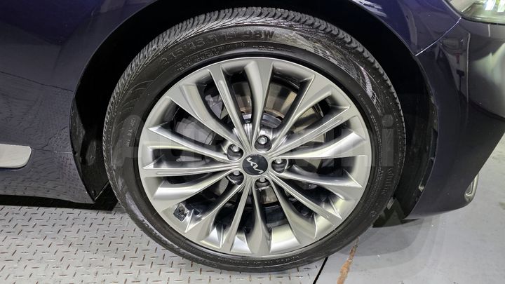 Kia K9 2022 — 5