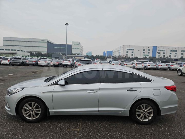 Hyundai Sonata 2015 — 2