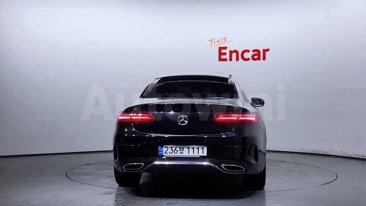 Mercedes Benz E Class 2018 — 4