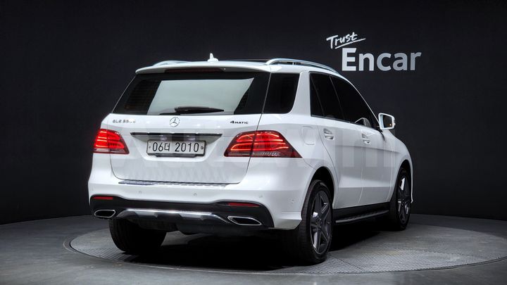 Mercedes Benz GLE Class 2017 — 2