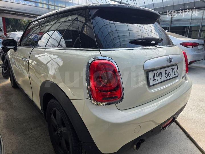 Mini Cooper 2015 — 4