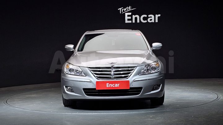 Hyundai Genesis 2009 — 3