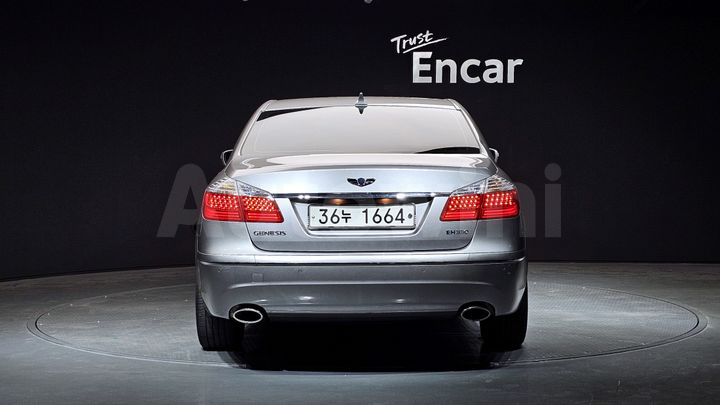 Hyundai Genesis 2009 — 4