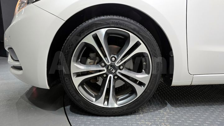Kia K3 2013 — 5