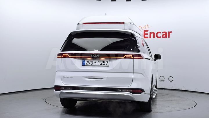 Kia Carnival 2023 — 4