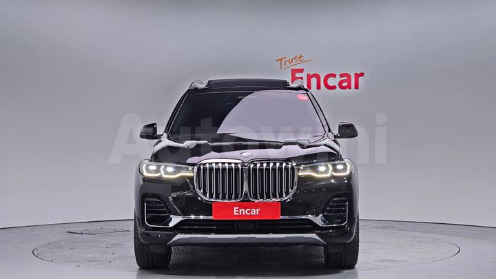 BMW X7 2020 — 3