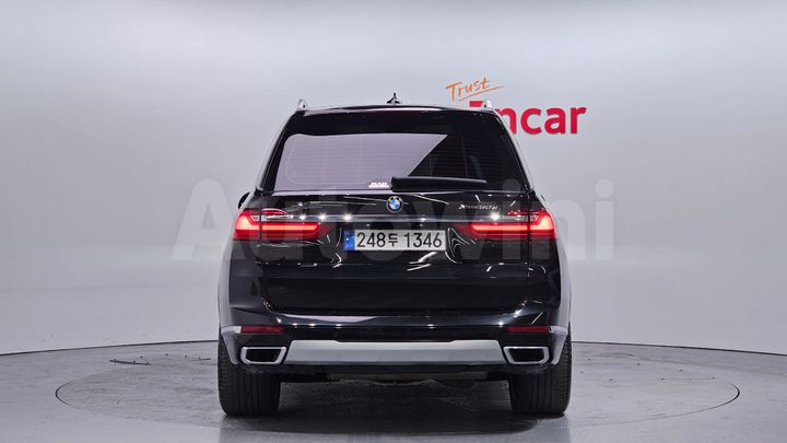 BMW X7 2020 — 4