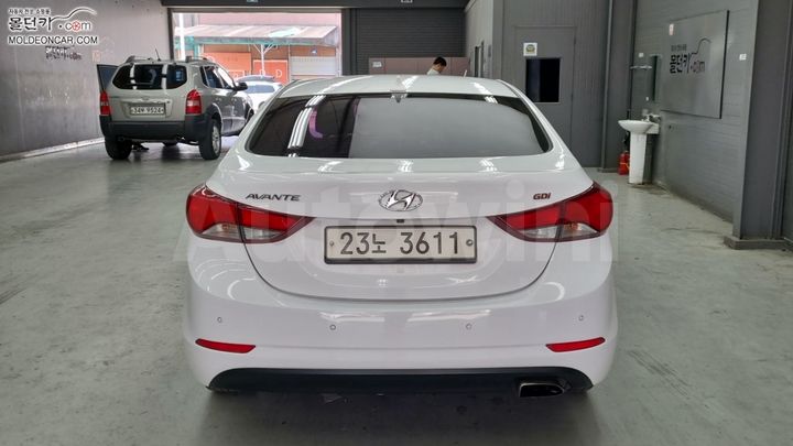 Hyundai Avante 2014 — 4