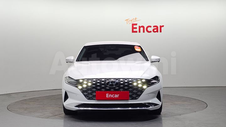 Hyundai Grandeur 2022 — 3