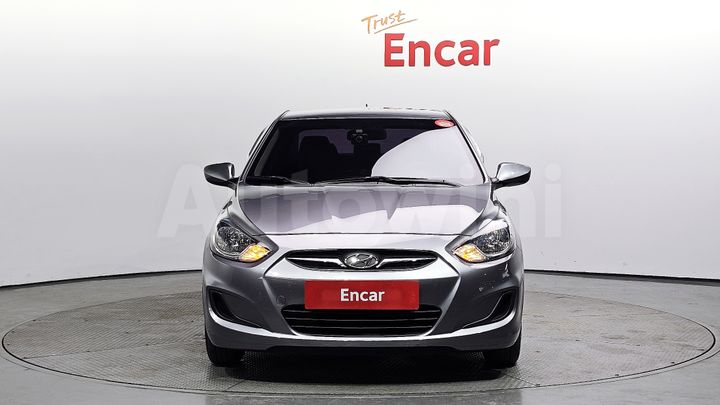 Hyundai Accent 2015 — 3