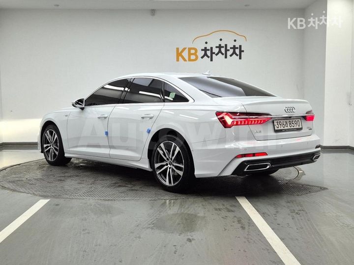 Audi A6 2022 — 3