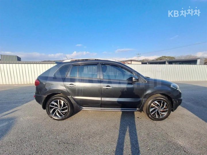 Renault QM5