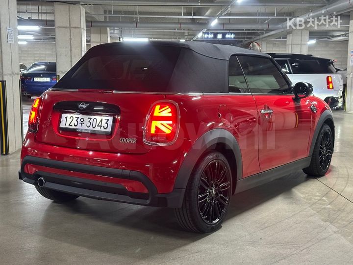 Mini New Convertible 2024 — 4
