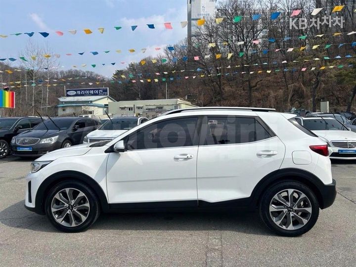 Kia Stonic 2018 — 3