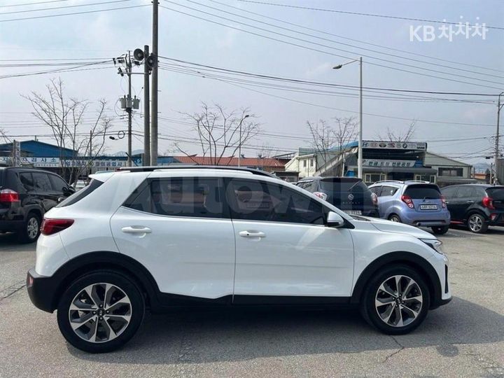 Kia Stonic 2018 — 4