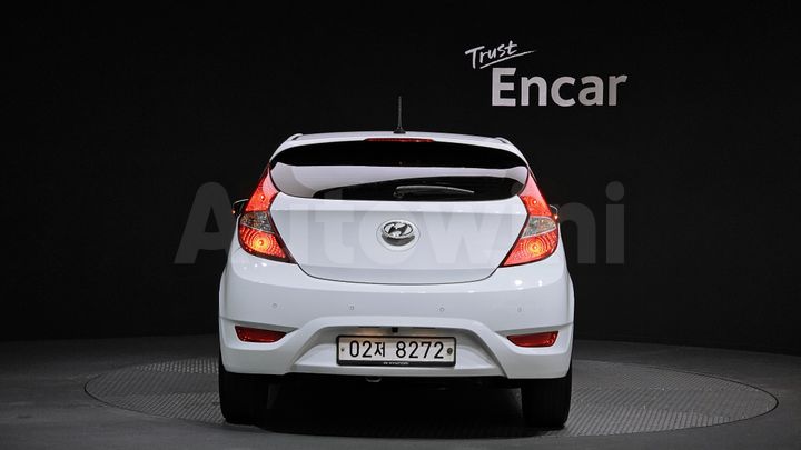 Hyundai Accent 2014 — 4