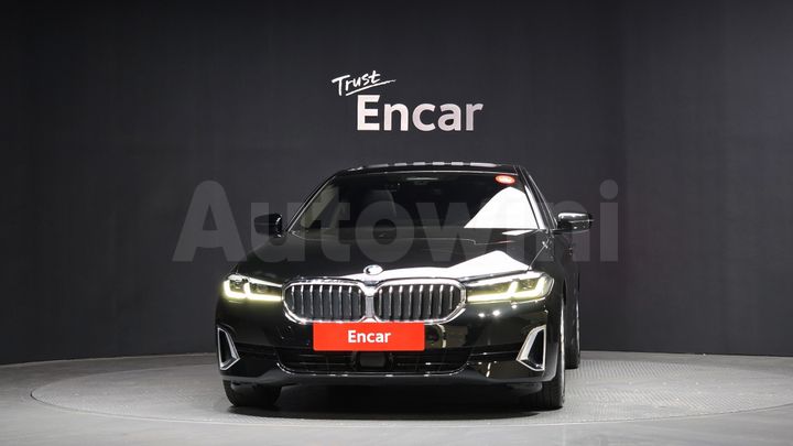 BMW 5 Series 2022 — 3