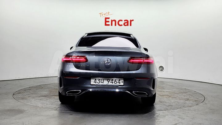 Mercedes Benz E Class 2017 — 4