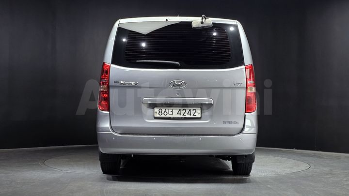 Hyundai Starex 2017 — 4