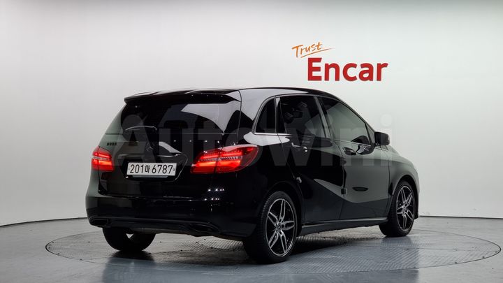 Mercedes Benz B Class