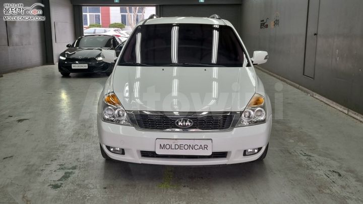 Kia Carnival 2014 — 3
