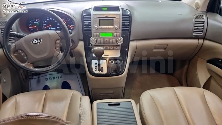 Kia Carnival 2014 — 5
