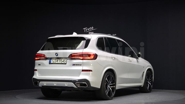 BMW X5 2019 — 2