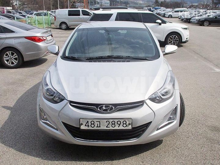 Hyundai Avante 2015 — 2