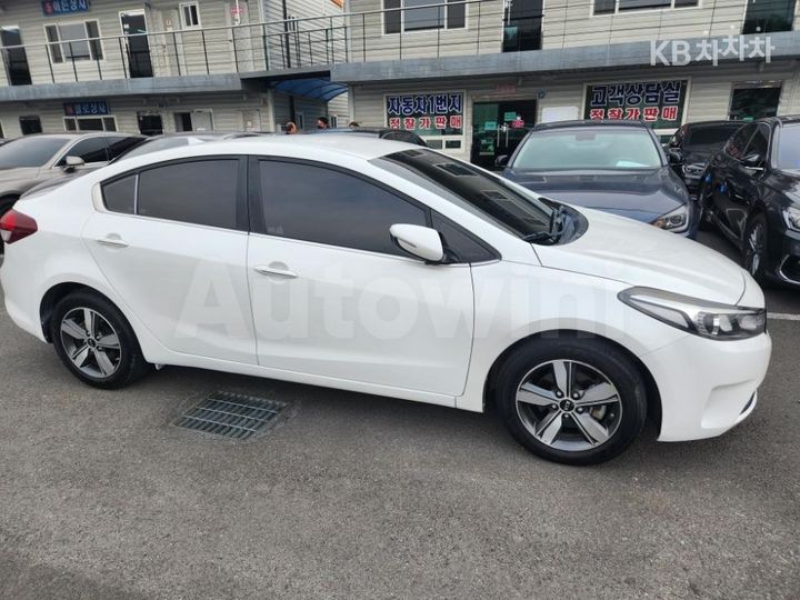 Kia K3 2018 — 2