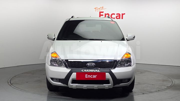 Kia Carnival 2013 — 3