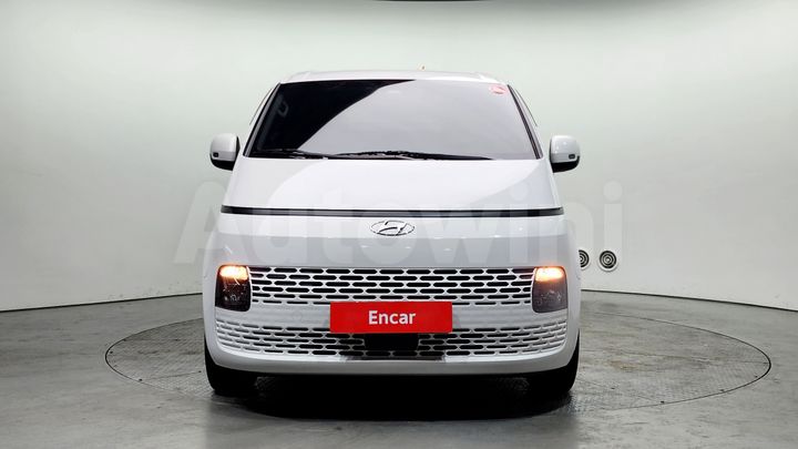 Hyundai Staria 2023 — 3