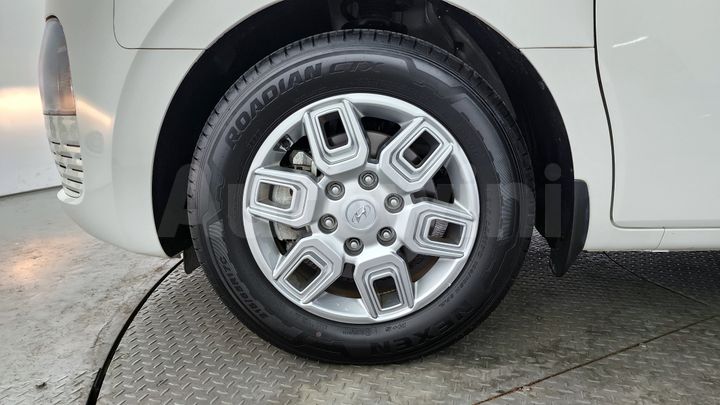 Hyundai Staria 2023 — 5