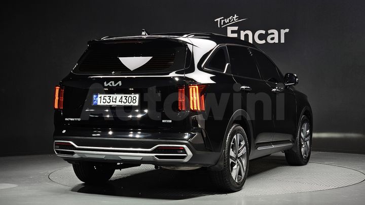 Kia Sorento 2023 — 2